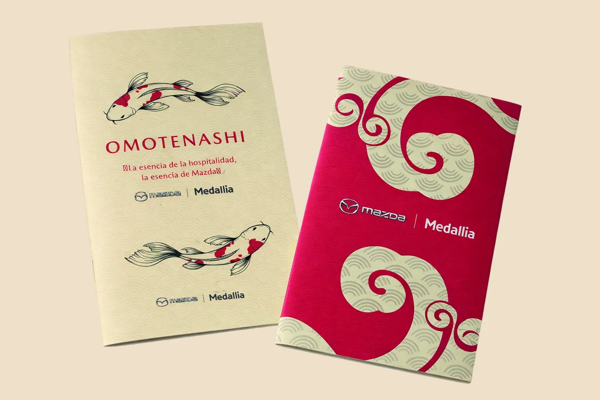 Folletos Omotenashi para Mazda y Medallia